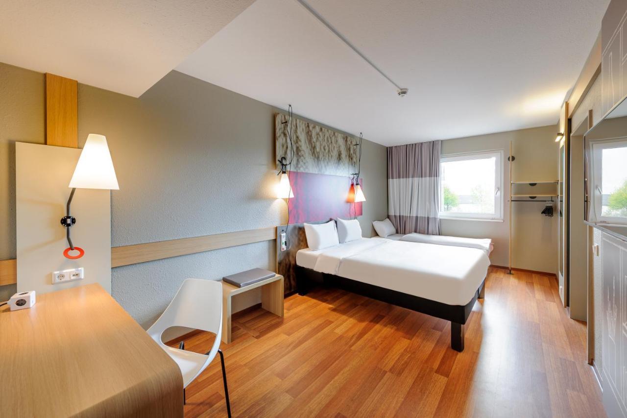 Ibis Hotel Muenchen Messe Feldkirchen  Exterior photo