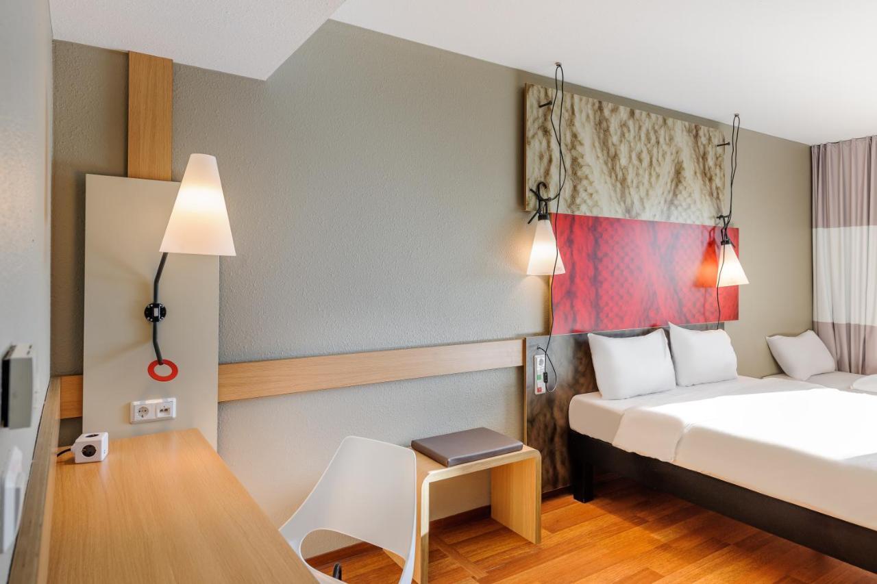 Ibis Hotel Muenchen Messe Feldkirchen  Exterior photo