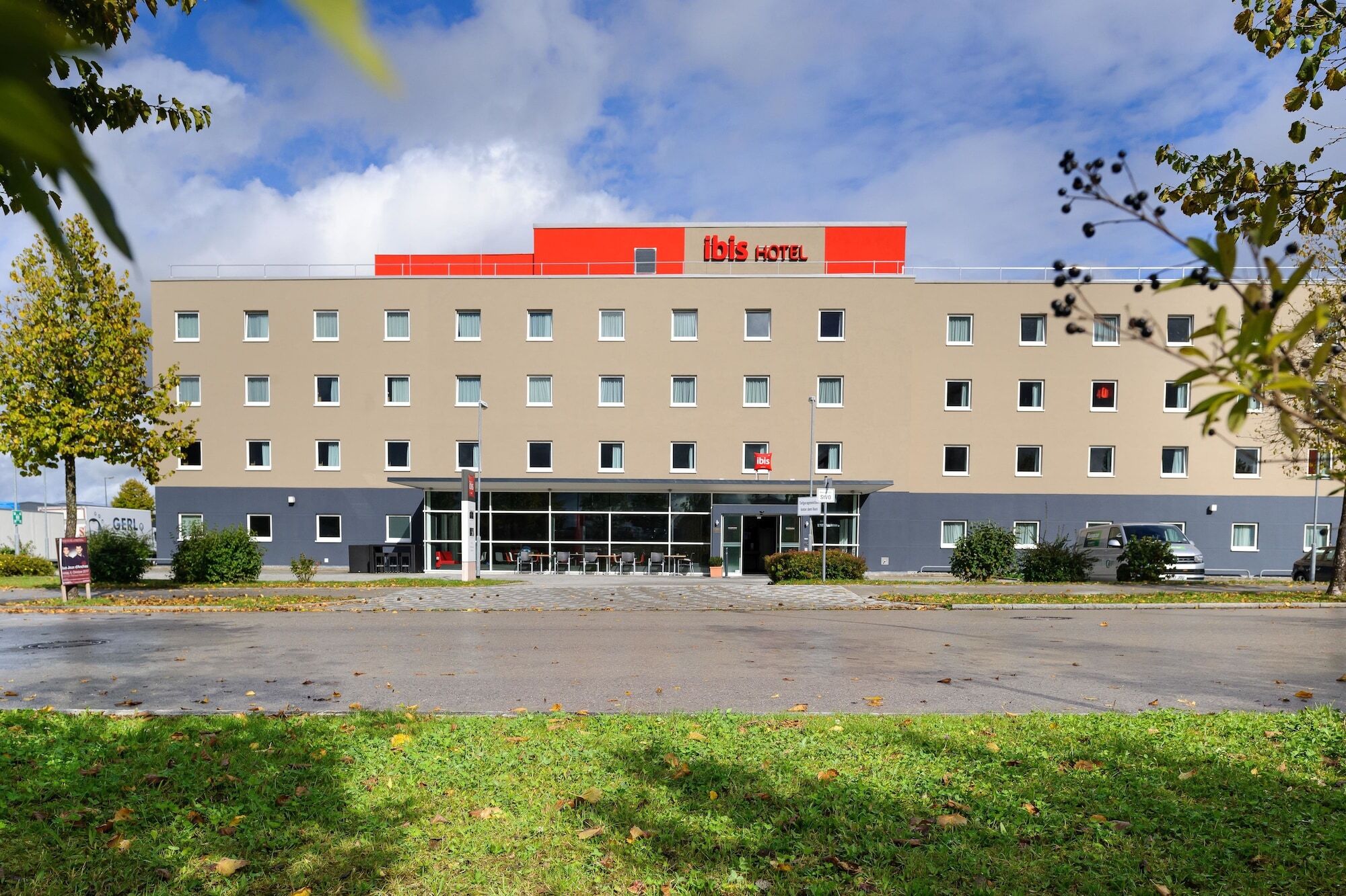 Ibis Hotel Muenchen Messe Feldkirchen  Exterior photo